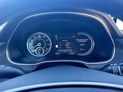 Used 2024 Genesis GV80 2.5T image 12