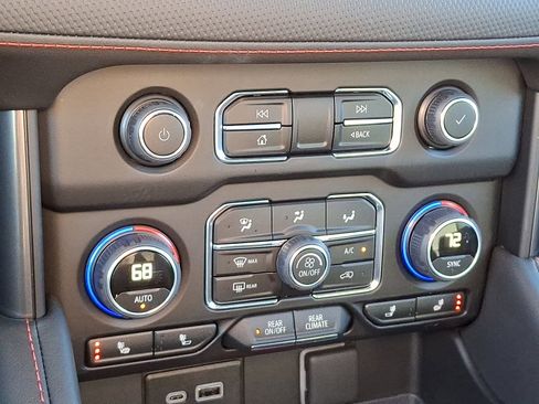 Used 2023 Chevrolet Tahoe RST w/ Sport Performance Package image 17