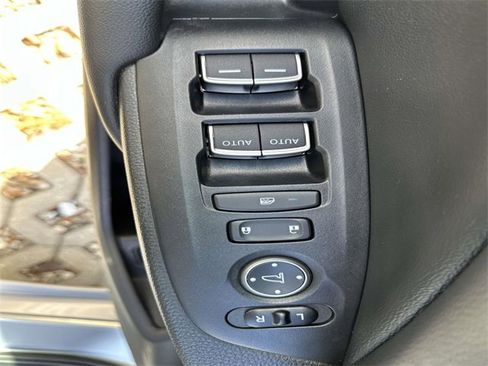 Used 2019 Honda Accord Sport image 18