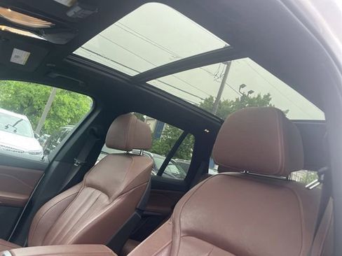 Used 2019 BMW X5 xDrive40i w/ Luxury Seating Package AWD/4WD image 15