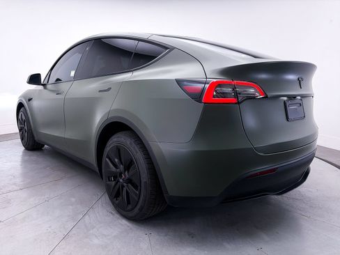 Used 2023 Tesla Model Y Long Range AWD/4WD image 13