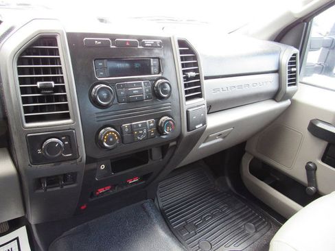 Used 2019 Ford F250 XL RWD image 31