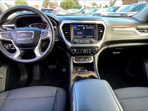 Certified 2023 GMC Acadia SLE w/ Driver Convenience Package image 14