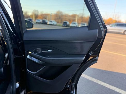 Used 2020 Jaguar E-PACE image 13