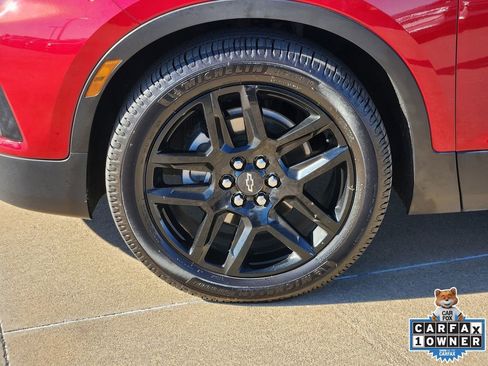 Used 2019 Chevrolet Blazer LT image 17