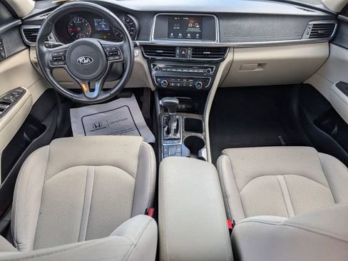 Used 2017 Kia Optima EX FWD image 5