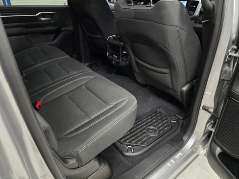 Certified 2025 RAM 1500 Big Horn AWD/4WD image 39