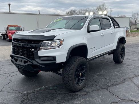 Used 2021 Chevrolet Colorado ZR2 image 2