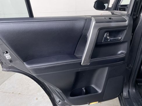 Used 2019 Toyota 4Runner SR5 image 19
