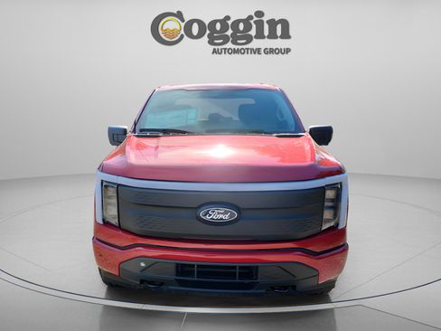 New 2025 Ford F150 Lightning XLT image 9