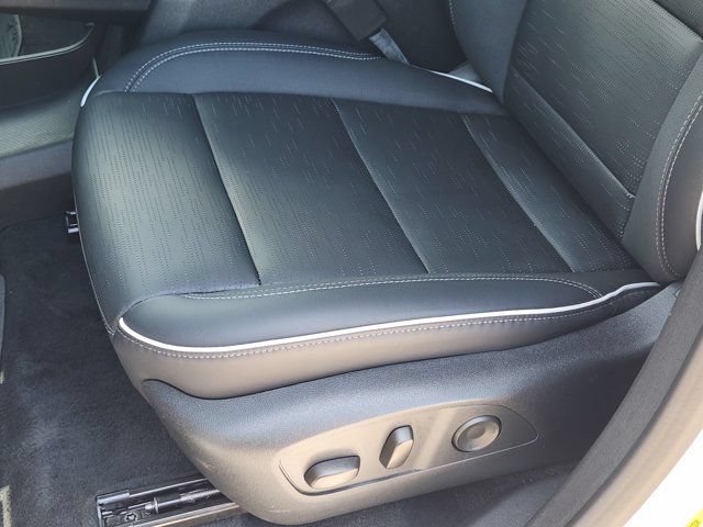 Used 2026 Buick Enclave Sport Touring FWD image 28