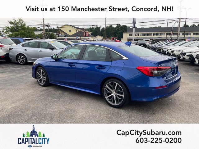 Used 2023 Honda Civic Touring image 4