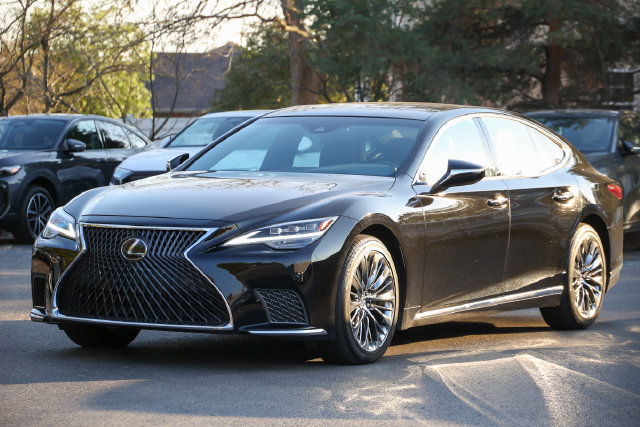 Used 2021 Lexus LS 500 AWD w/ Interior Upgrade Package image 2