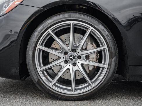 Used 2019 Mercedes-Benz S 560 4MATIC Sedan image 17