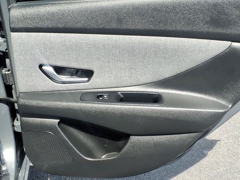 Used 2026 Hyundai Elantra Limited w/ Cargo Package FWD image 14