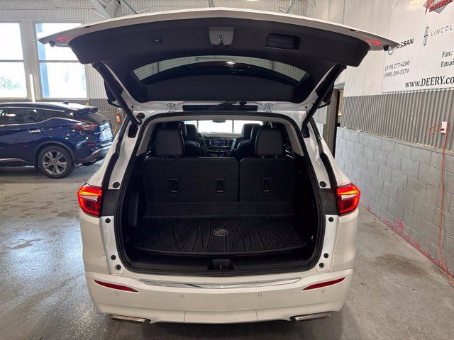 Used 2020 Buick Enclave Avenir w/ Avenir Technology Package AWD/4WD image 14