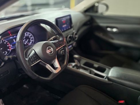 Used 2020 Nissan Sentra SV image 16