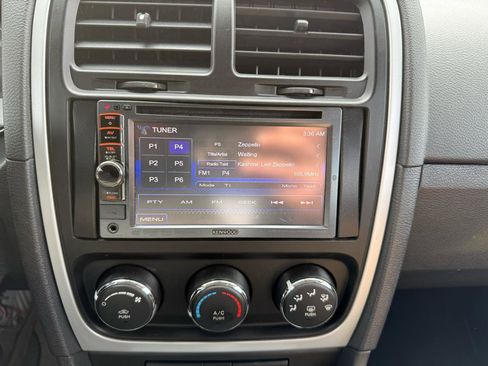 Used 2010 Dodge Caliber SXT image 21