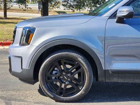 Used 2024 Kia Telluride EX X-Line image 8