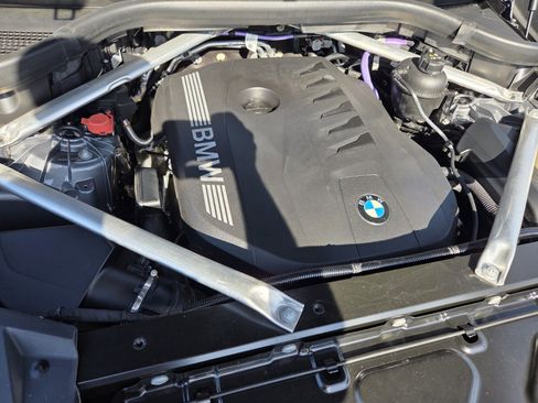 Certified 2024 BMW X5 xDrive40i w/ Premium Package image 18