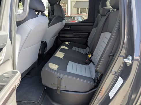 Used 2025 Toyota Tacoma TRD Off-Road image 23