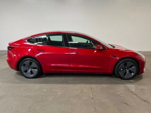 Used 2023 Tesla Model 3 Standard Range RWD image 2