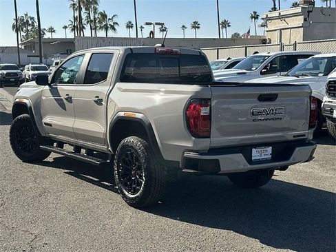 New 2026 GMC Canyon Elevation w/ LPO, Black Badging Package image 5