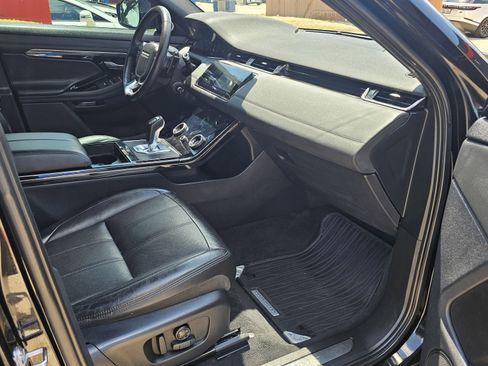 Used 2020 Land Rover Range Rover Evoque R-Dynamic SE image 31