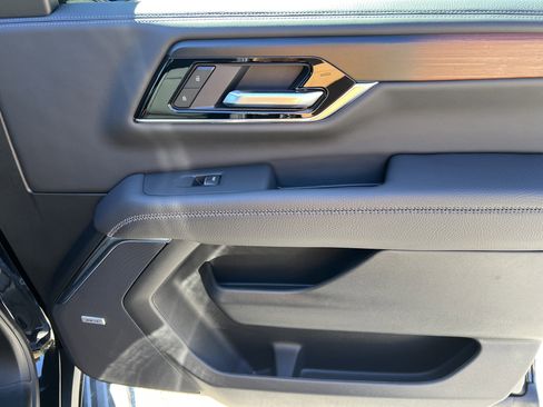 New 2026 GMC Yukon Denali image 19