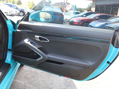 Used 2018 Porsche 718 Cayman S image 34