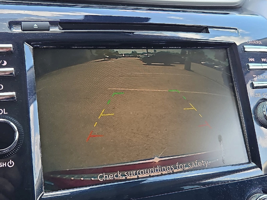 Used 2022 Nissan Murano SV FWD image 14