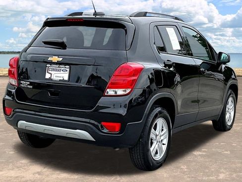 Used 2022 Chevrolet Trax LT w/ LT Convenience Package AWD/4WD image 8