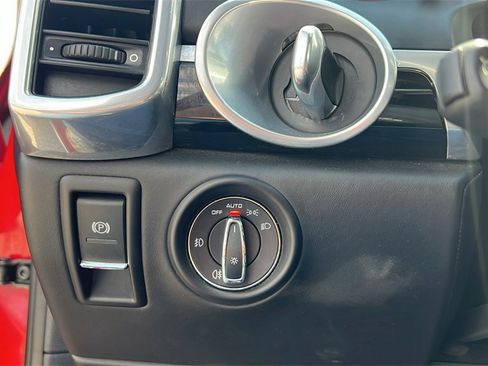 Used 2016 Porsche Cayenne GTS image 16