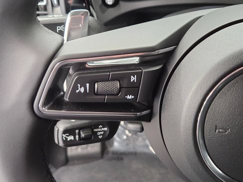 Certified 2026 Porsche Macan S AWD/4WD image 19