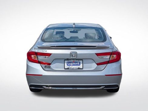 Used 2018 Honda Accord EX image 4