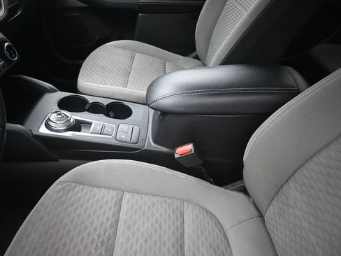 Used 2022 Ford Escape SE w/ SE Sport Appearance Package AWD/4WD image 21