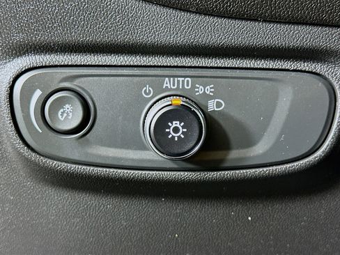 Used 2024 Chevrolet Equinox RS image 17