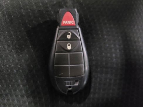 Used 2019 Dodge Grand Caravan SE FWD image 32
