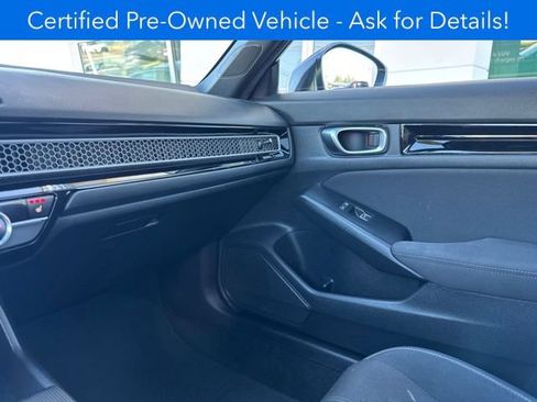 Used 2025 Honda Civic Sport image 15