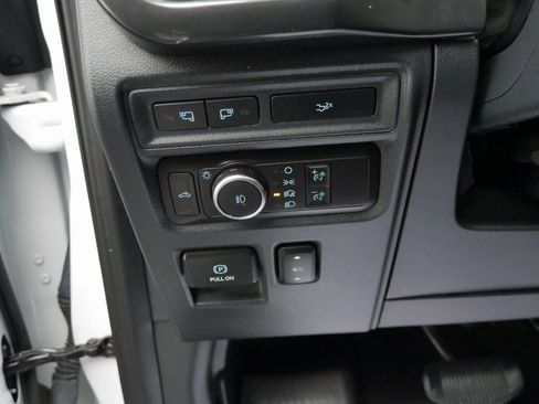 Used 2022 Ford F150 XLT w/ Equipment Group 302A High image 11