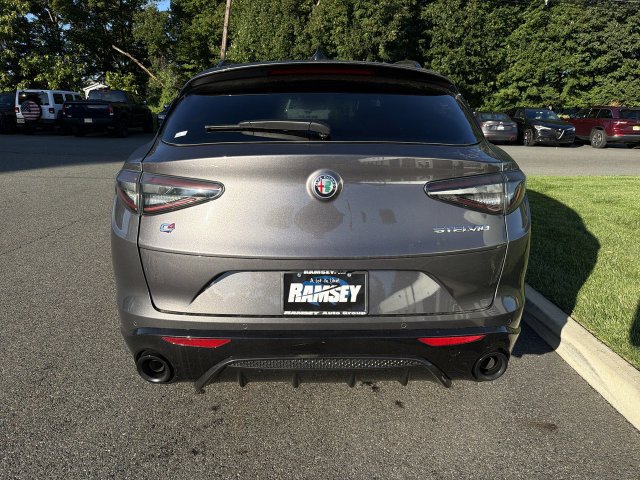 New 2026 Alfa Romeo Stelvio Sprint w/ Convenience Package AWD/4WD image 7