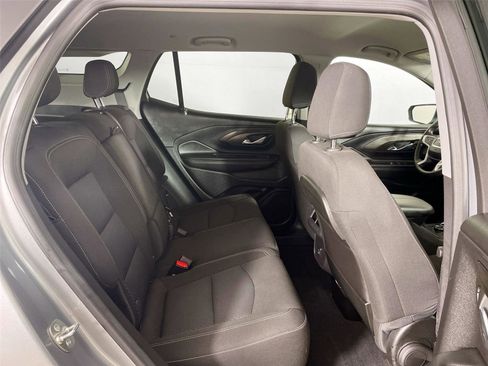 Used 2024 GMC Terrain SLE AWD/4WD image 24
