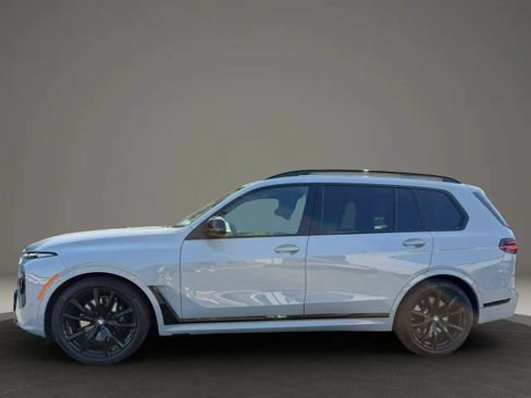 Used 2024 BMW X7 M60i w/ Executive Package AWD/4WD image 8