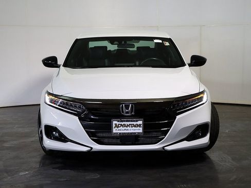 Used 2022 Honda Accord Sport image 9