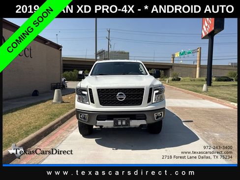 Used 2019 Nissan Titan PRO-4X AWD/4WD image 2