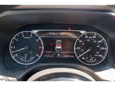Used 2023 Nissan Rogue SV AWD/4WD image 21