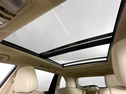 Used 2016 Toyota Highlander Limited image 24