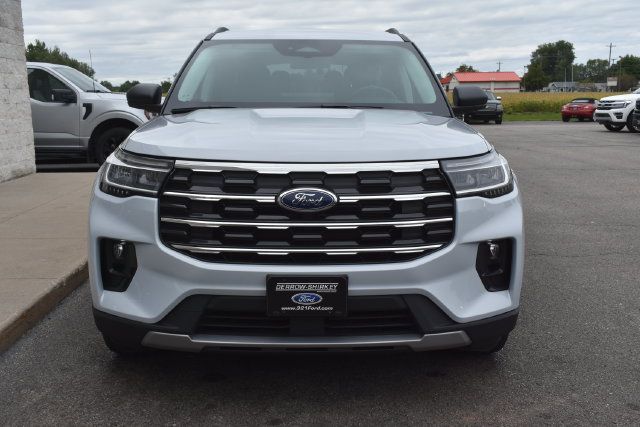Used 2026 Ford Explorer Active w/ Active Comfort Package AWD/4WD image 14