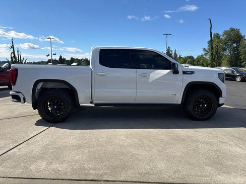 Used 2022 GMC Sierra 1500 AT4 w/ AT4 Premium Package AWD/4WD image 6