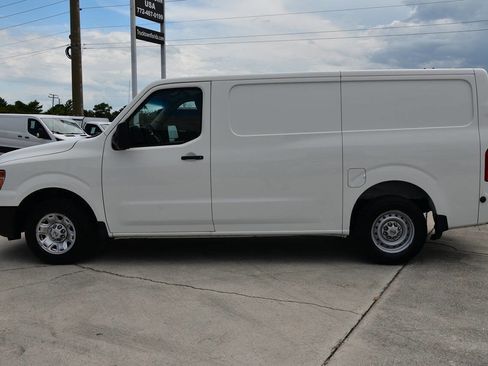 Used 2021 Nissan NV 1500 SV RWD image 4